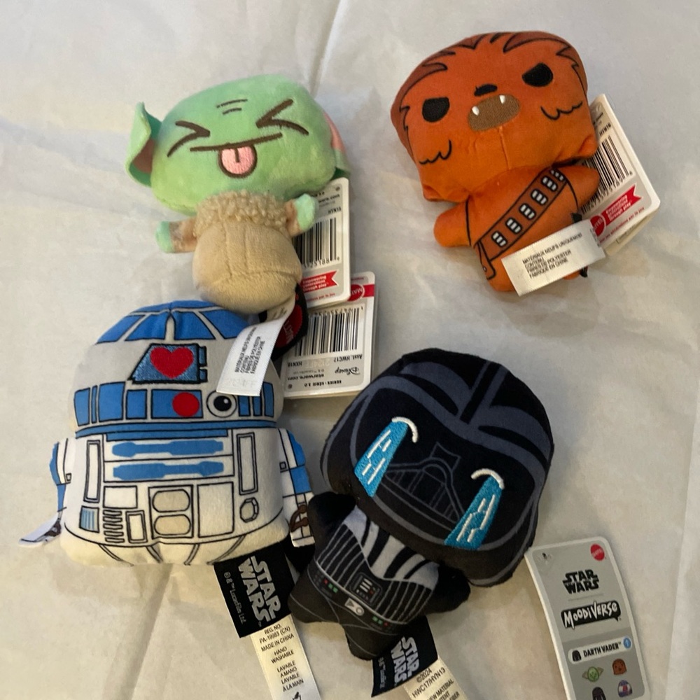 Star Wars Moodiverse Set Of 4 - Mini Plush Vader, Chewy, Grogu, R2-D2 Series 3